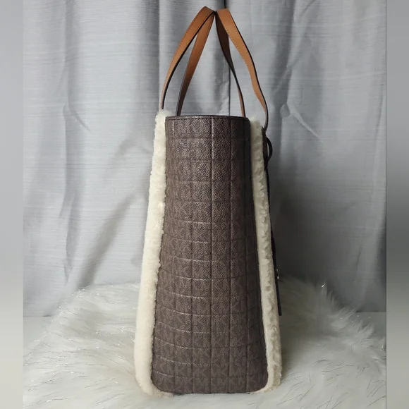 MICHAEL KORS sinclair sherpa large grab tote